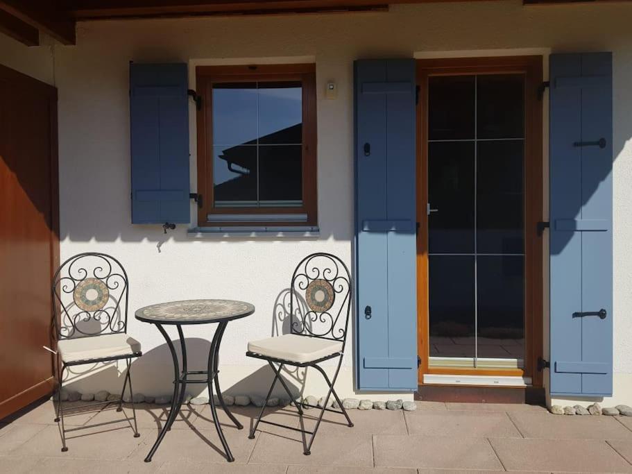 Casa Cubana - Schoenes Und Komfortables Ferienhaus Am Waldrand Lechbruck Exterior photo
